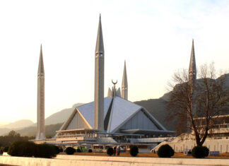 Muslim man, 28, kidnaps Christian girl, 13, forces marriage