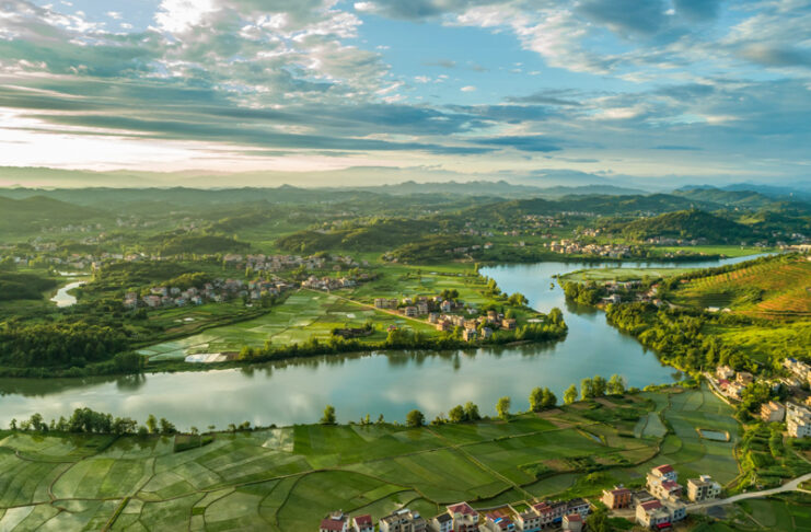 Authorities investigate church summercamp